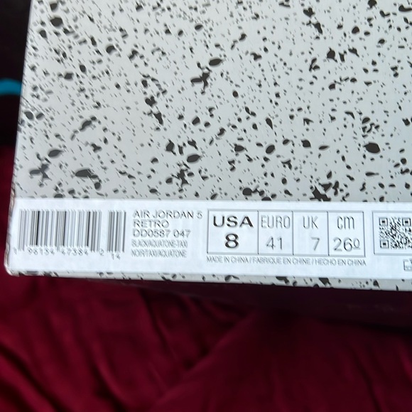 Aqua 5’s - Picture 3 of 3